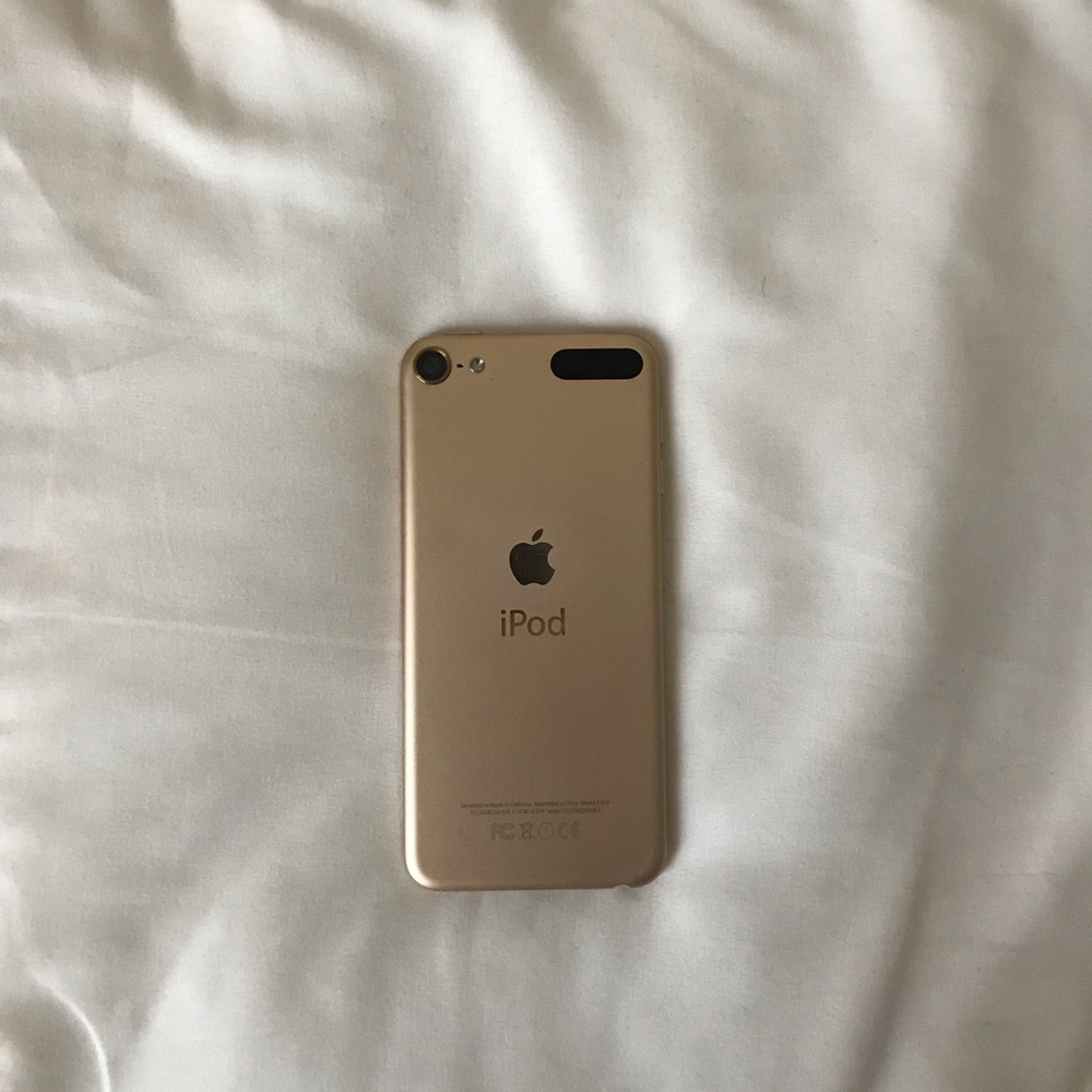 Gold iPod Touch